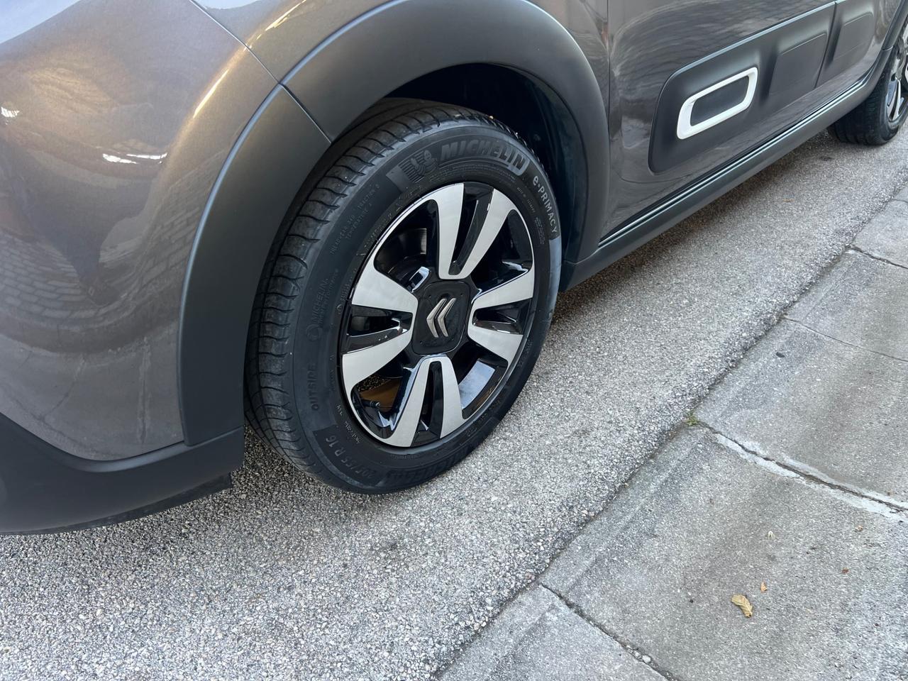 Citroen C3 PureTech 83 S&S Shine 2023 30mila km