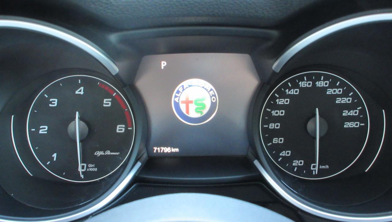 ALFA ROMEO Stelvio 2.2 Turbodiesel 190 CV AT8 Q4 Business
