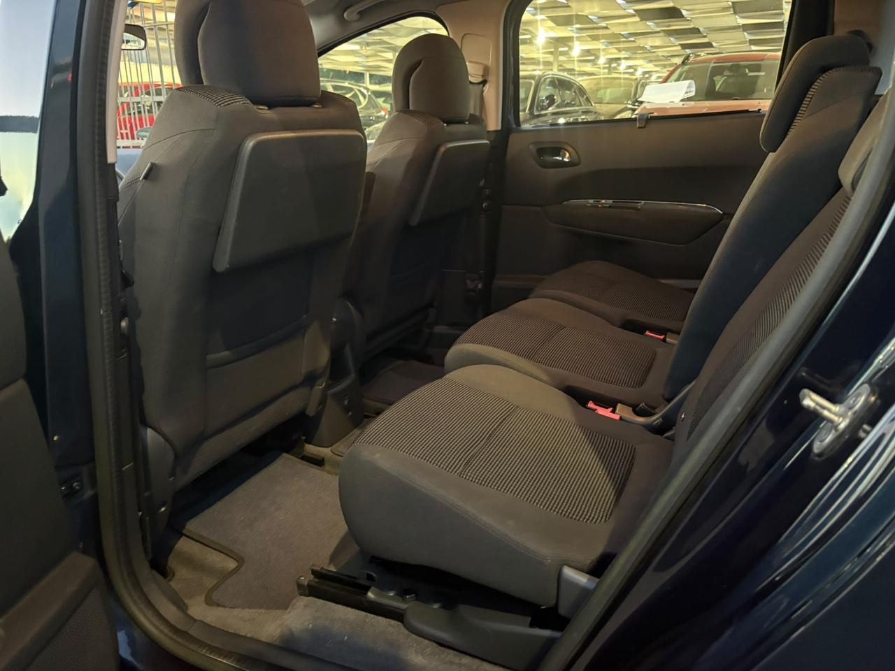 Peugeot 5008 1.6 HDi 7 posti Unipro 2014