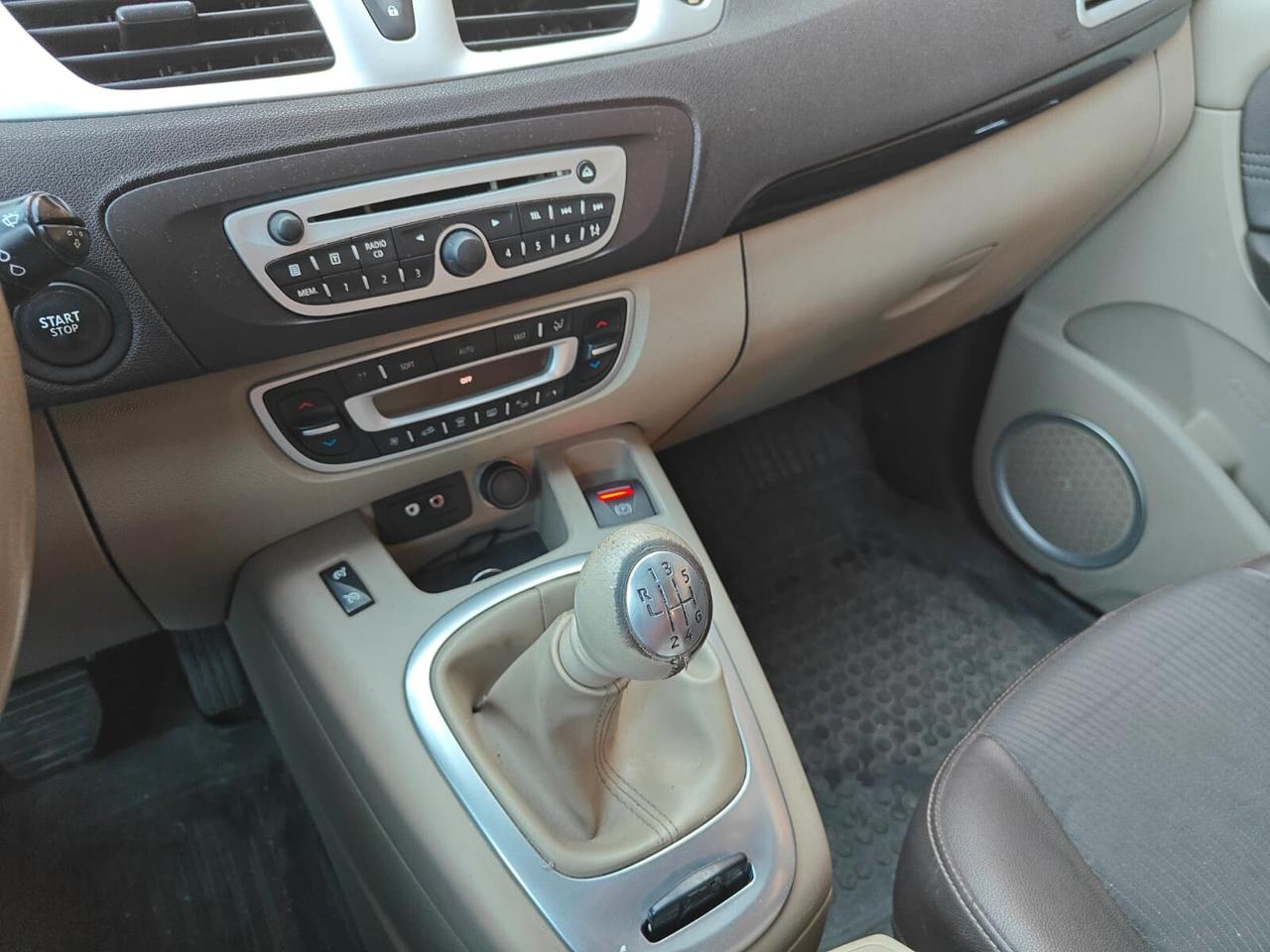Renault Scenic Scénic X-Mod 1.5 dCi 110CV Luxe