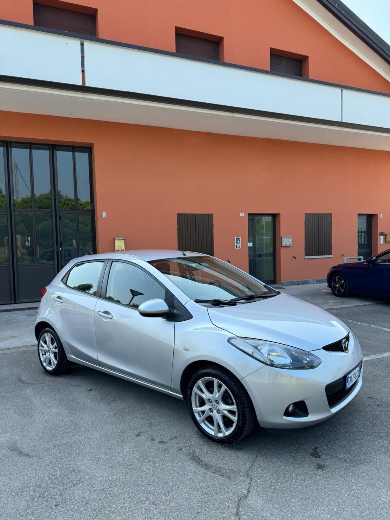 Mazda 2 Mazda2 1.5 16V 103CV 5p. Fun