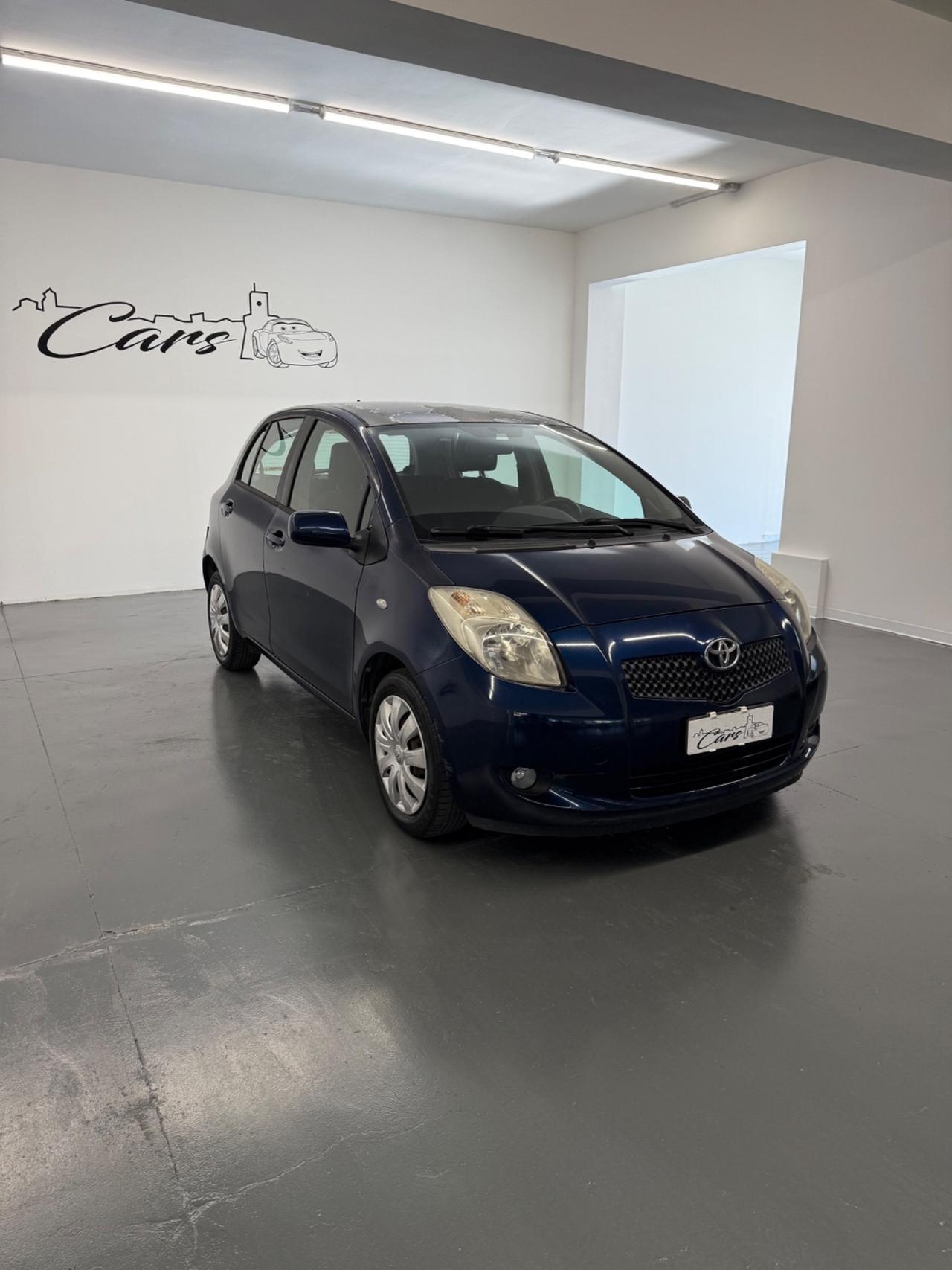 Toyota Yaris 1.3 5 porte Sol