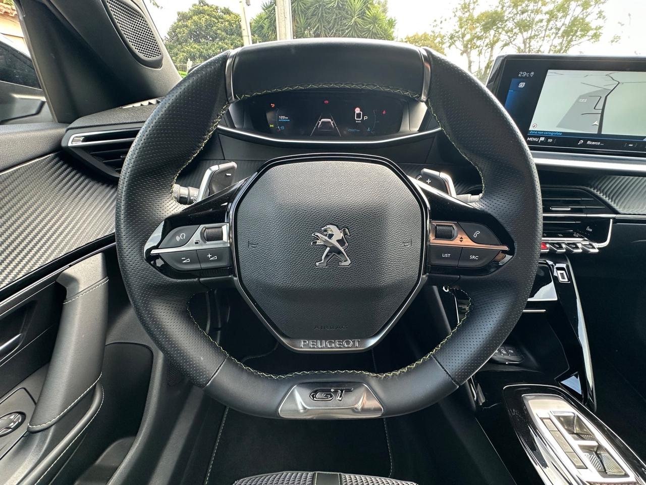 Peugeot 2008 BlueHDi 130 S&S EAT8 GT