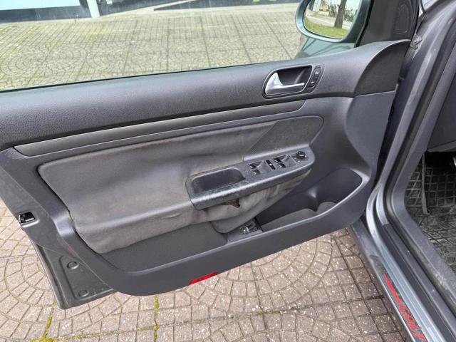 VOLKSWAGEN Golf 1.6 5p. Comfortline senza nessun lavoro da fare