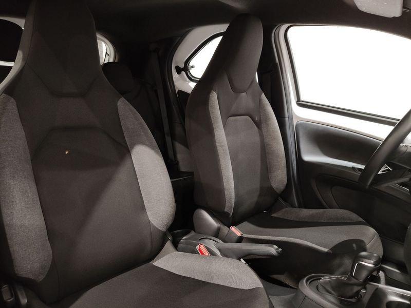 Toyota Aygo X Aygo X 1.0 VVT-i 72 CV 5 porte Active S-CVT
