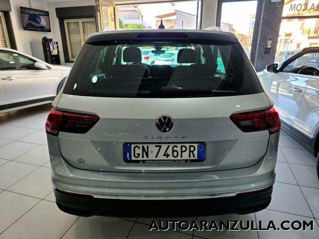 VOLKSWAGEN Tiguan 2.0 Life TDI 150CV SCR DSG - Navi - Fari Led