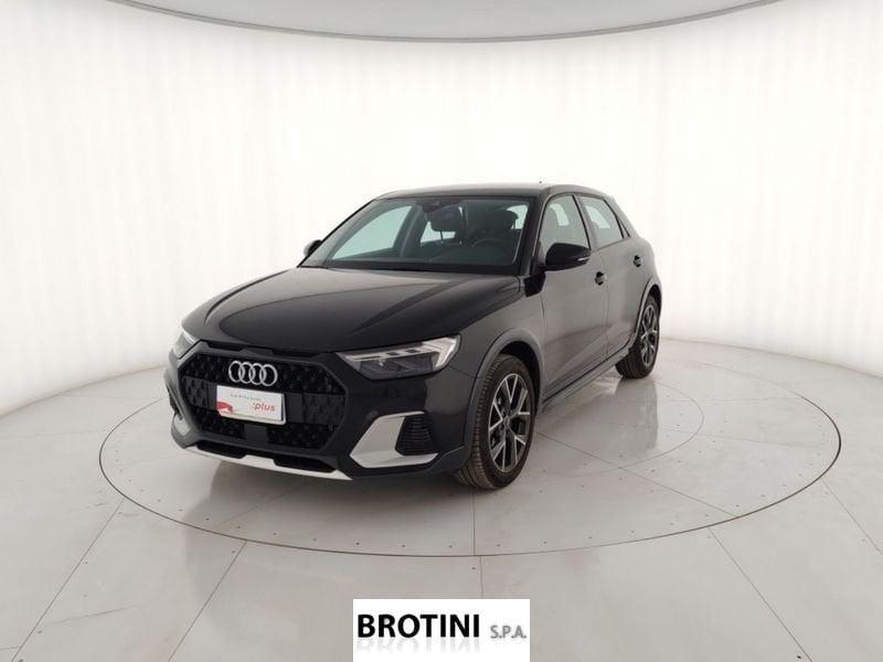 Audi A1 Sportback 35 TSI Allstreet S Tronic Identity Contrast