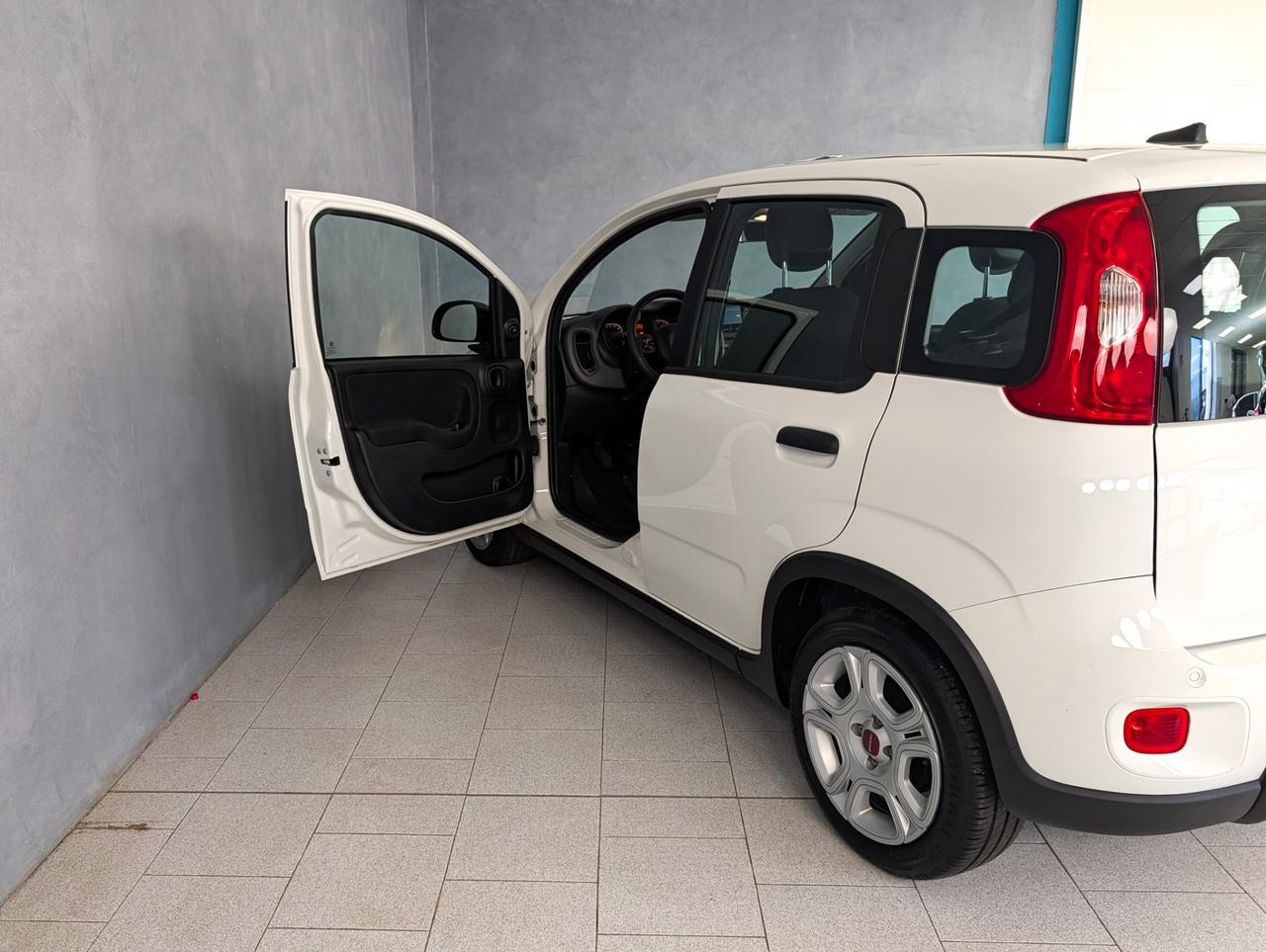 Fiat Panda 1.0 Hybrid 70cv