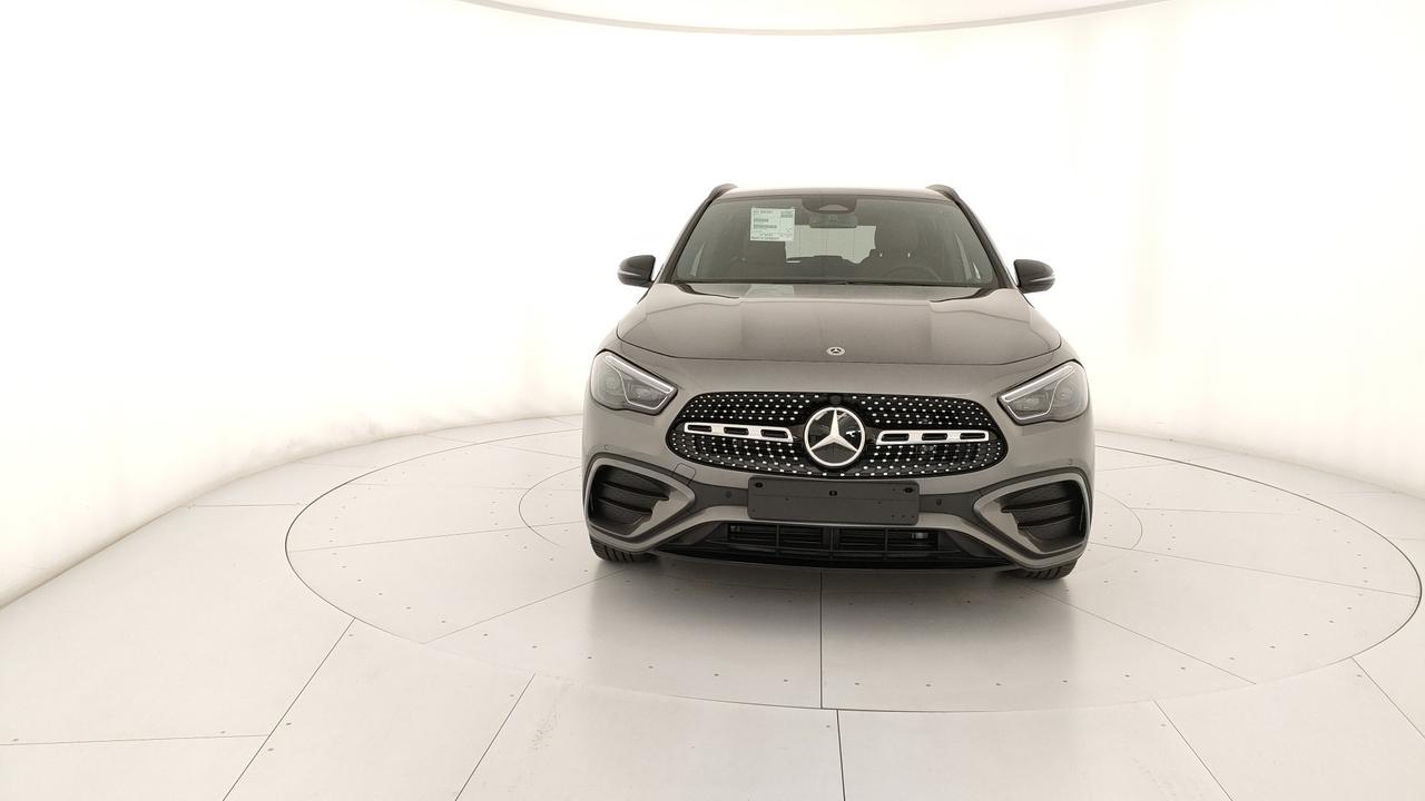 Mercedes-Benz GLA 200 d automatic