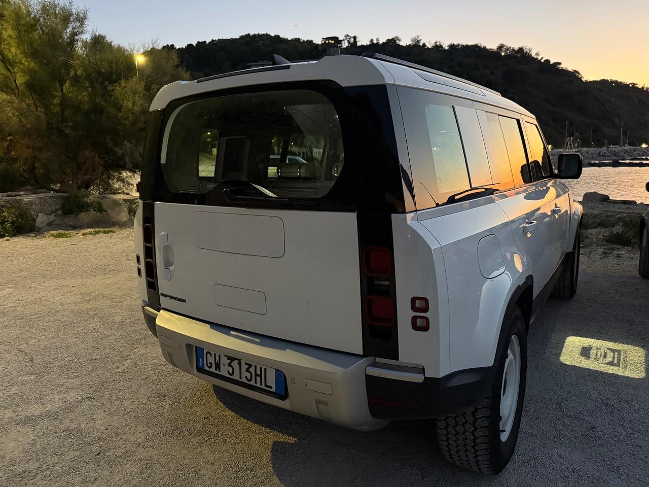 Land Rover Defender 250 CV - SUBENTRO LEASING