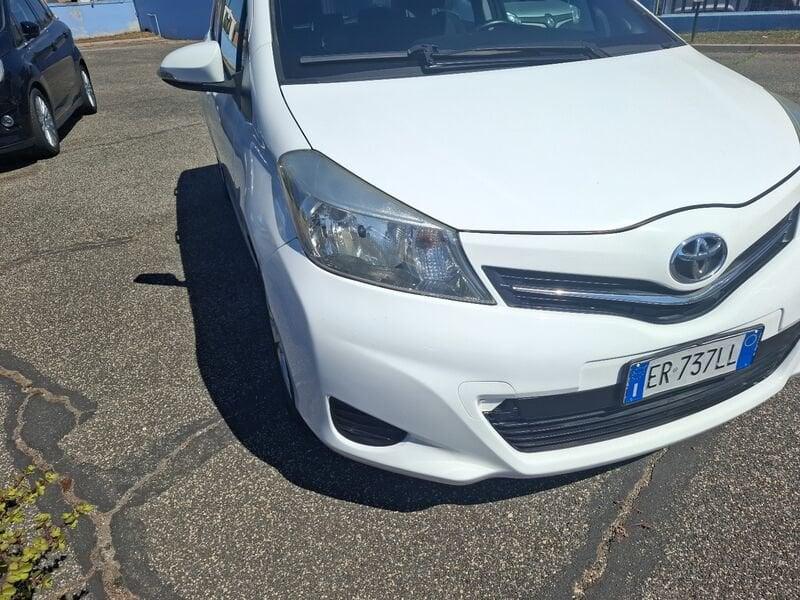 Toyota Yaris Yaris 1.0 5 porte Active - GPL