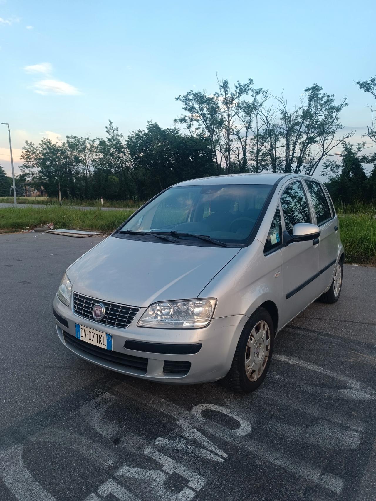 Fiat Idea 1.2 2009 BlackLabel GPL