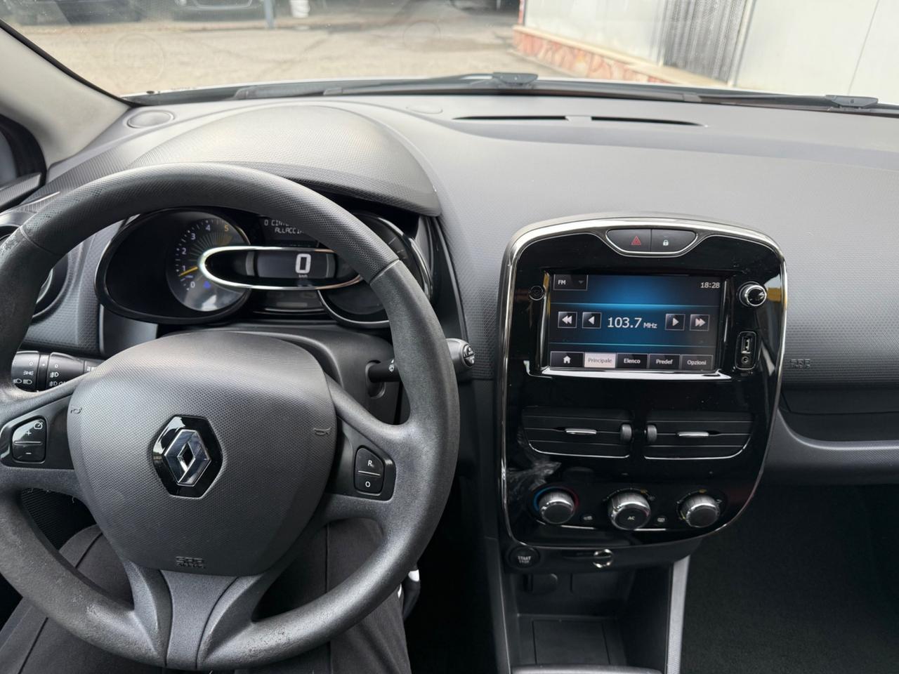 Renault Clio 1.5 dCi 75CV 5 porte Live km certif.