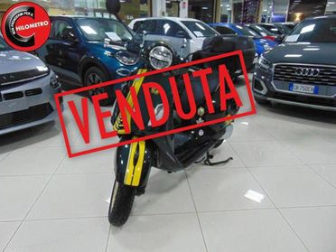 VESPA GTS 300 Super HPE (Pneumatici nuovi)