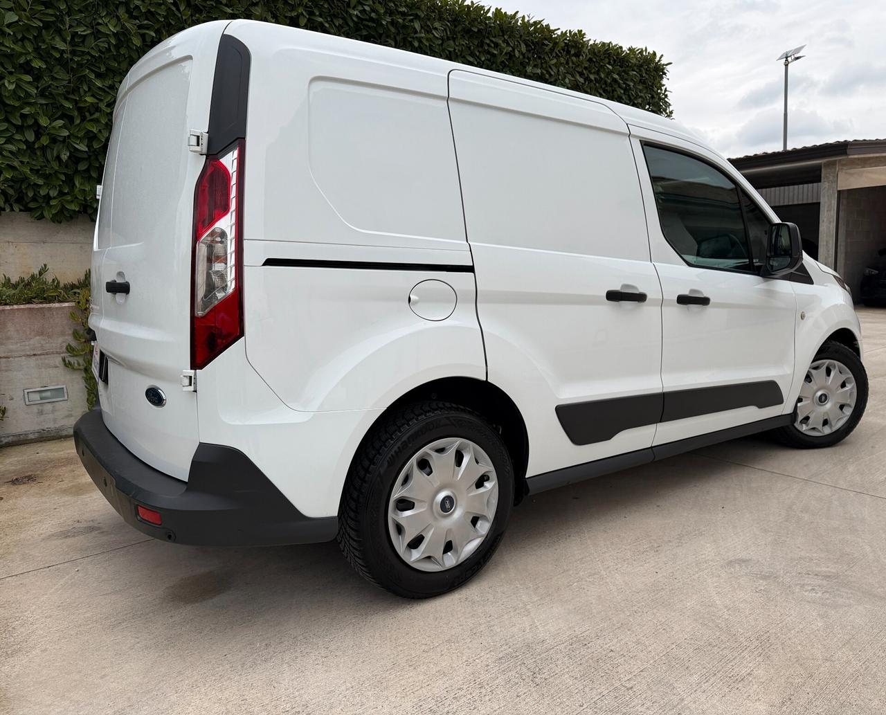 Ford Transit Connect 200 1.5 TDCi 101CV