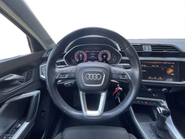 AUDI Q3 35 TFSI S tronic Business Advanced