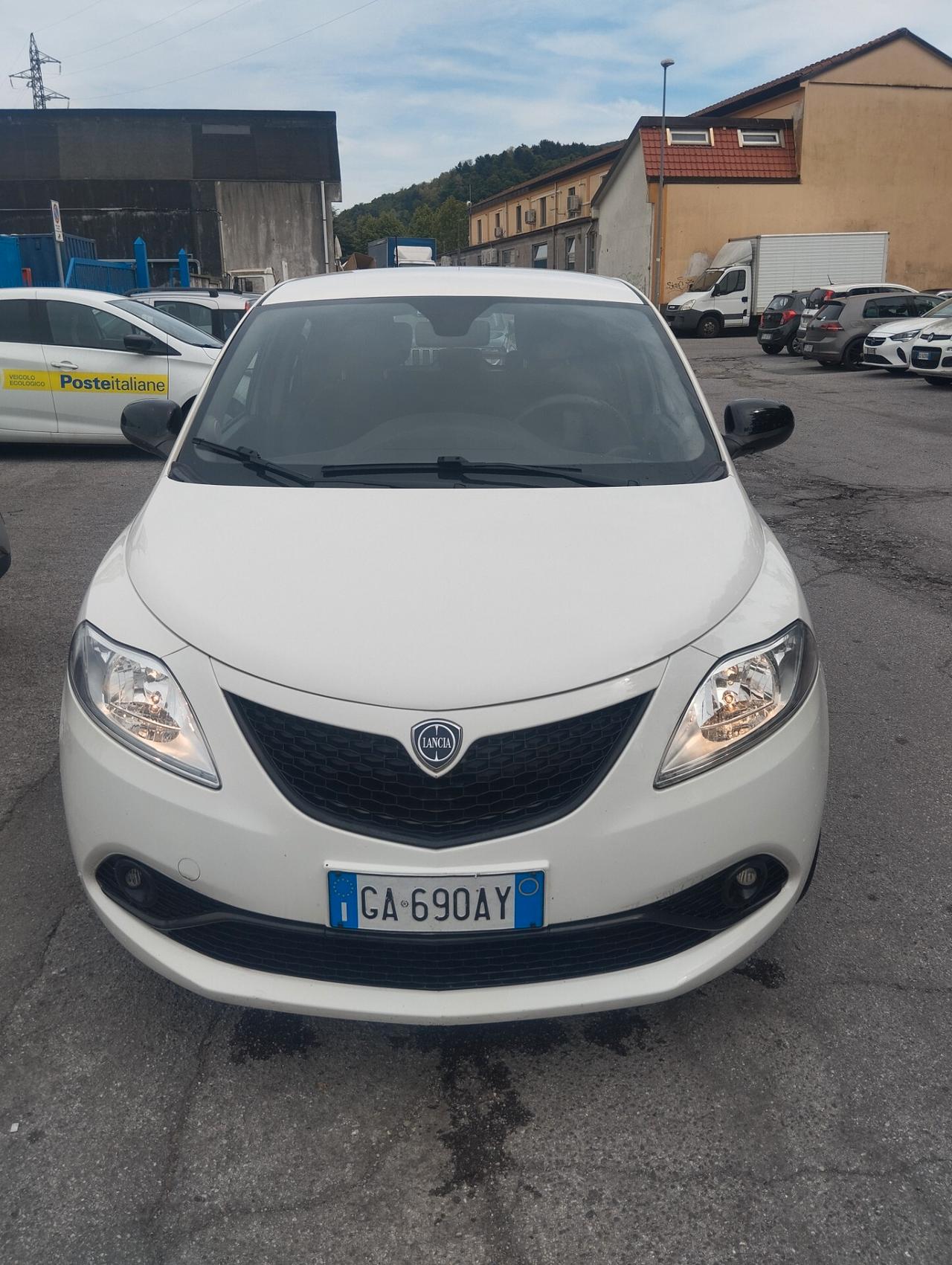 Lancia Ypsilon 1.2 69 CV 5 porte GPL Ecochic Gold