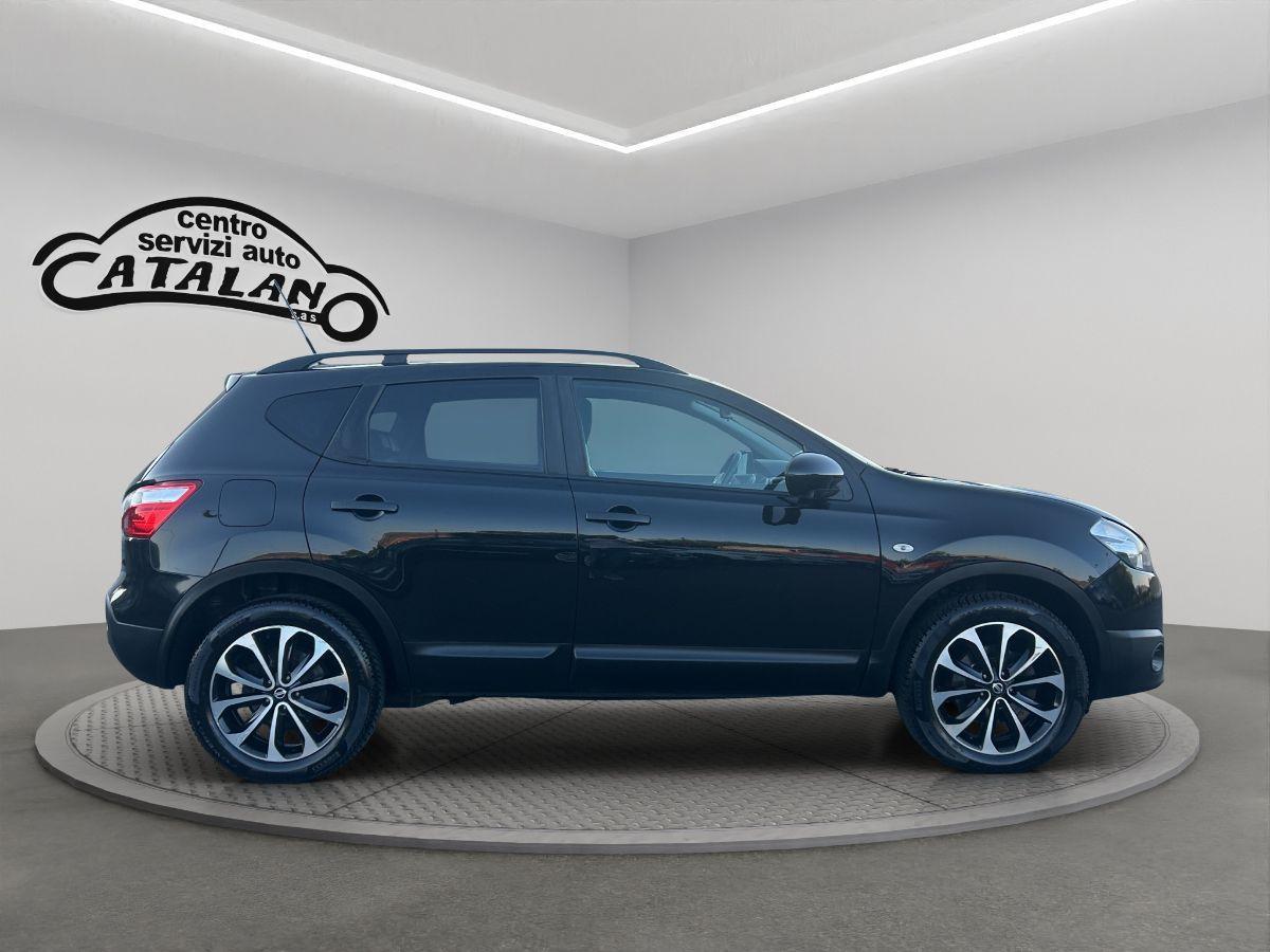 NISSAN - Qashqai - 1.5 dCi 110 cv DPF 360Â° navi tetto telecamera