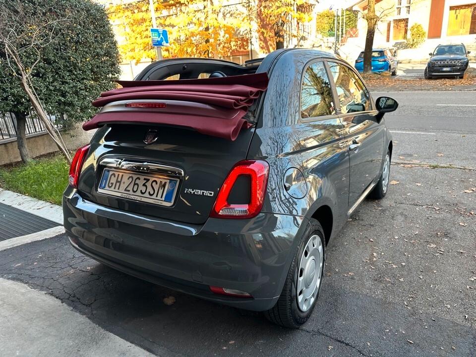 Fiat 500 Cabrio 1.0 Hybrid