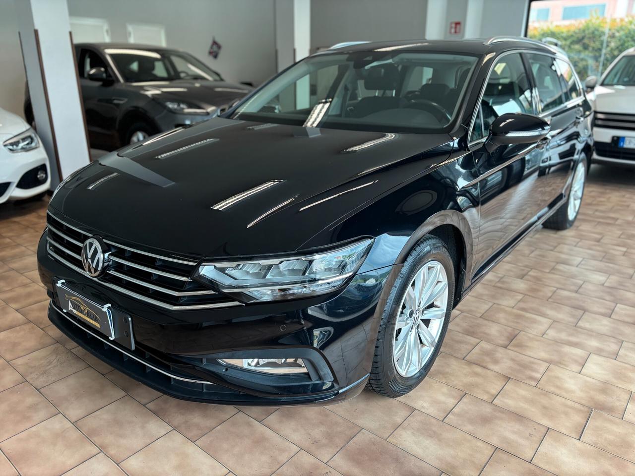 Volkswagen Passat Variant 1.6 tdi Business 120cv dsg*EURO6DTEMP