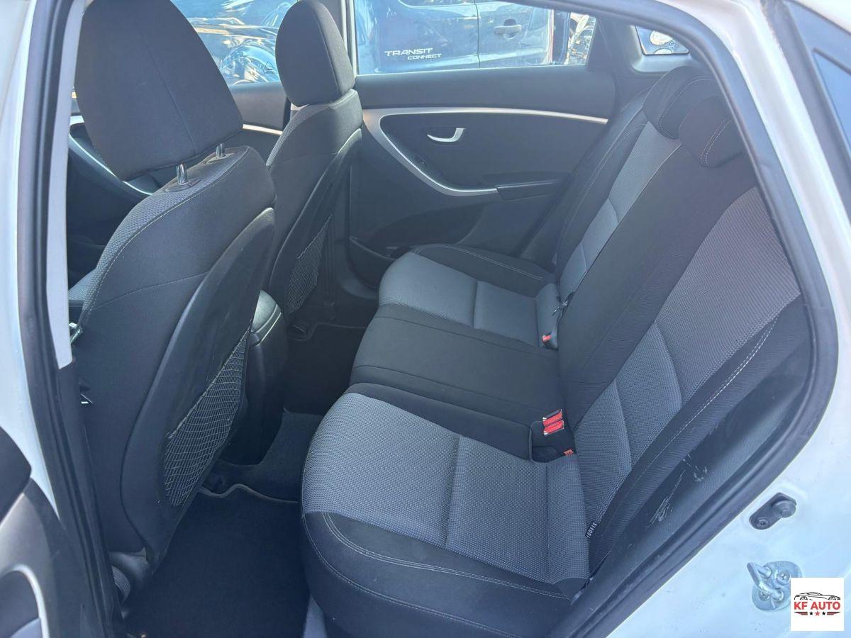 HYUNDAI - i30 - 1.6 CRDi 5p. Classic
