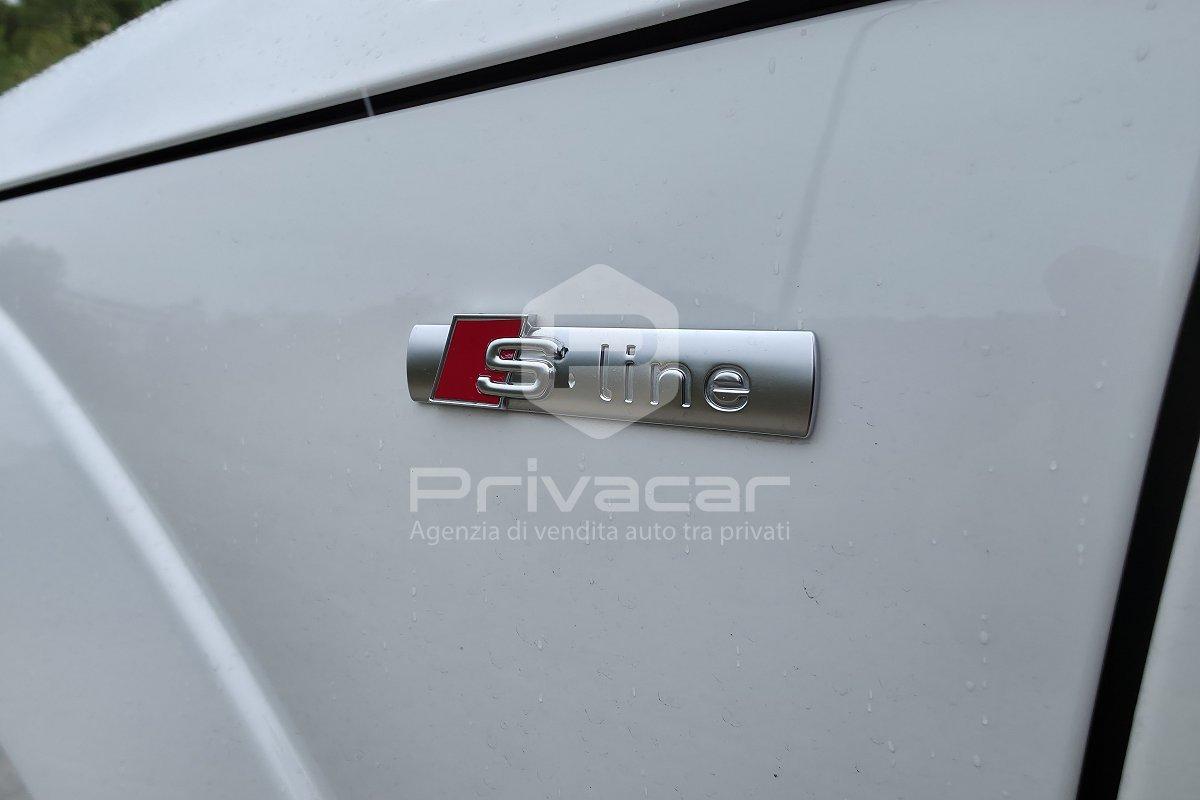 AUDI TT Roadster 2.0 TFSI quattro S tronic S line