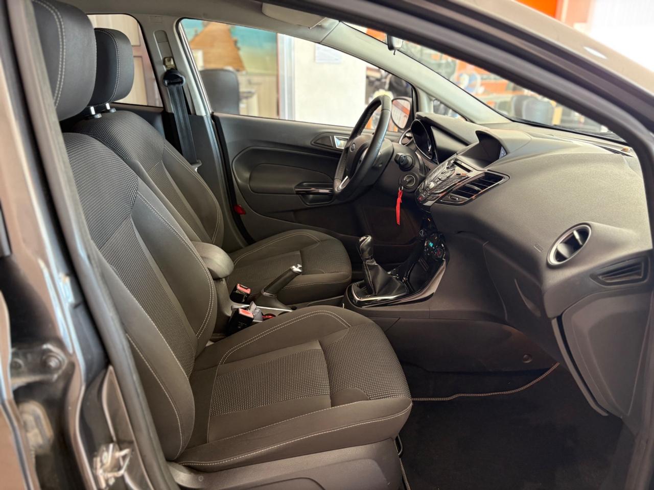 Ford Fiesta 1.4 5p. Bz.- GPL Titanium PERMUTE E FINANZIAMENTI