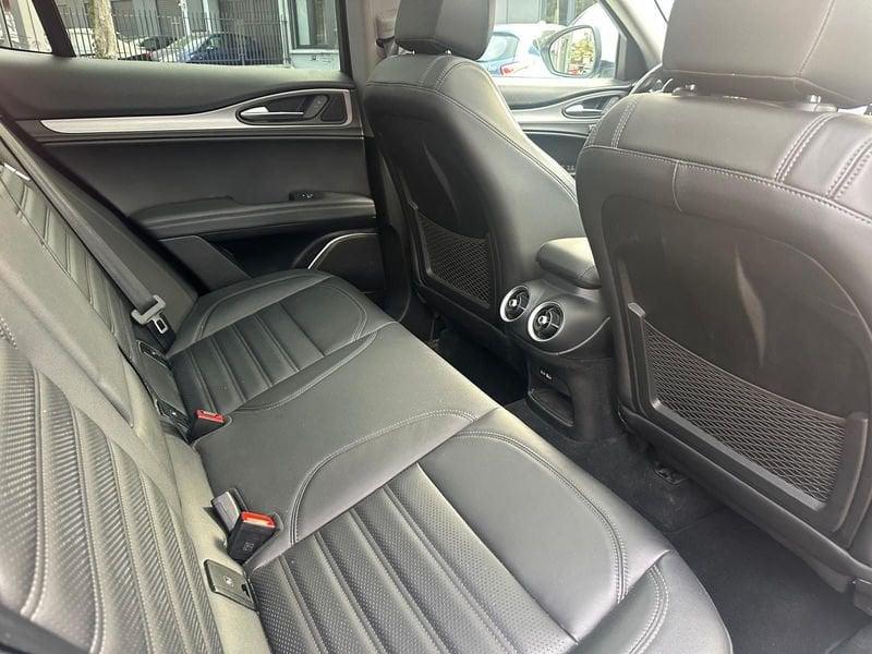 Alfa Romeo Stelvio Stelvio 2.2 t Veloce Q4 210cv auto