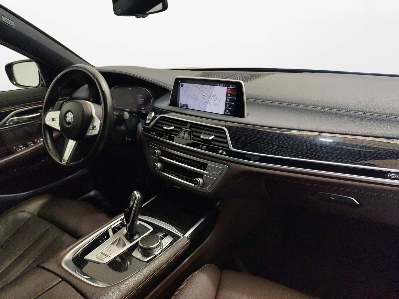 BMW Serie 7 730d xDrive 48v MSport