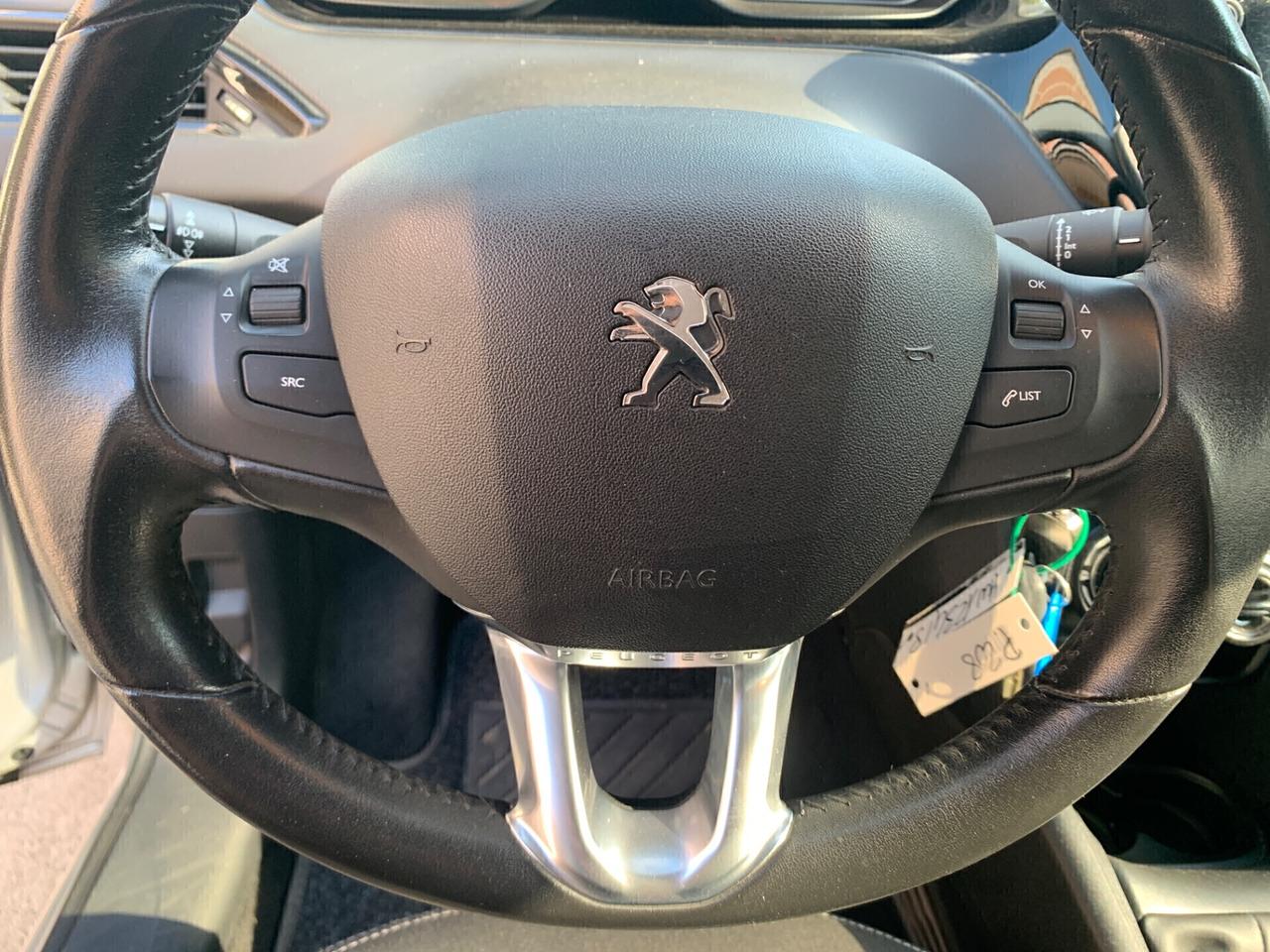 Peugeot 208 BlueHDi 75 5 porte