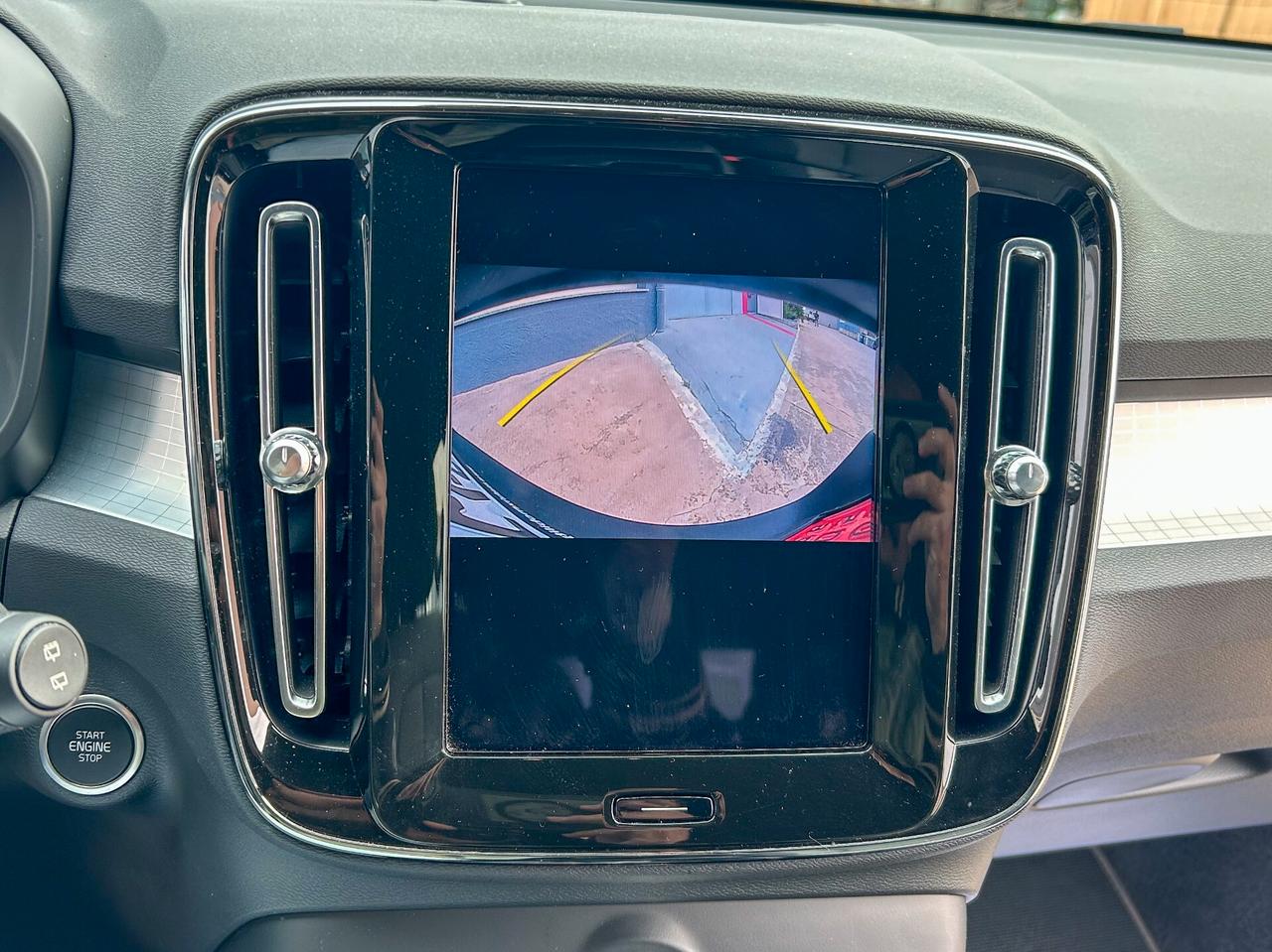 PROMO! Volvo XC40 T4 Recharge Plug-in Hybrid automatico