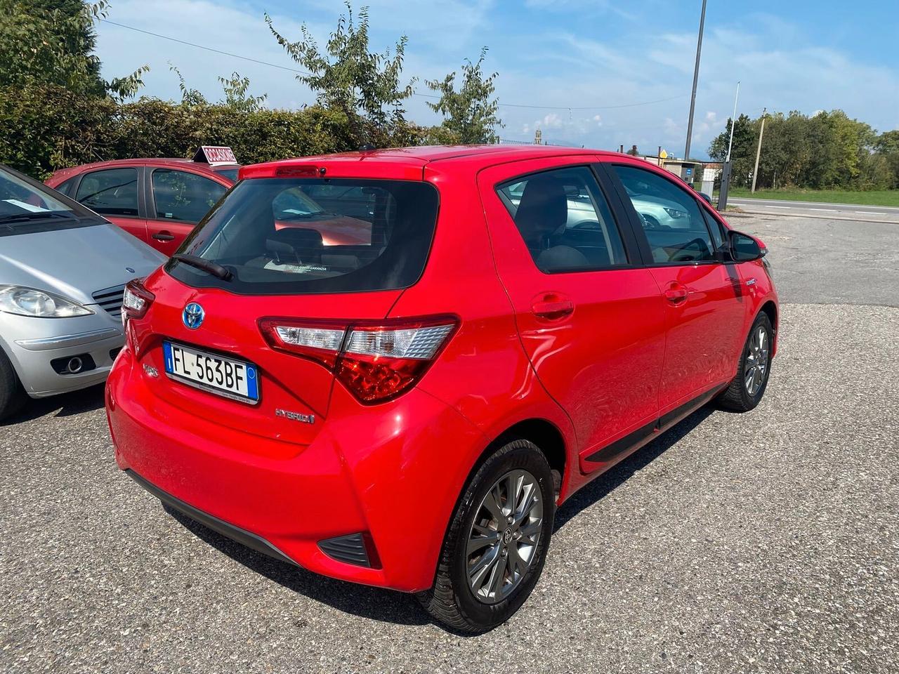 Toyota Yaris 1.5 Hybrid 5 porte Cool