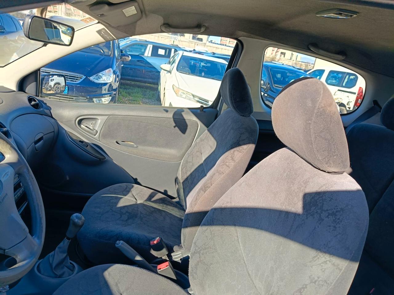 Toyota Yaris 1.0 Benzina