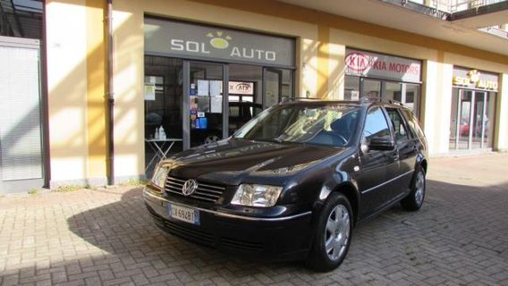 VOLKSWAGEN - Bora Variant 1.6 Trendline 105cv