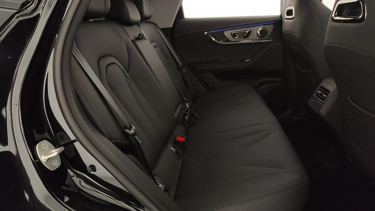 OMODA 1.6 TGDI 7DCT Premium Anniversary