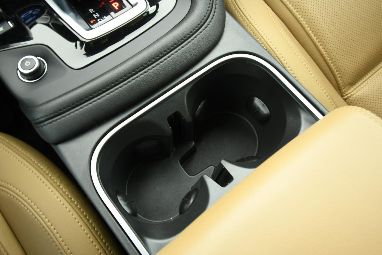 JAGUAR E-Pace 2.0d i4 mhev R-Dynamic SE awd 163cv auto N1+PREZZO+IVA+CAMERA 360