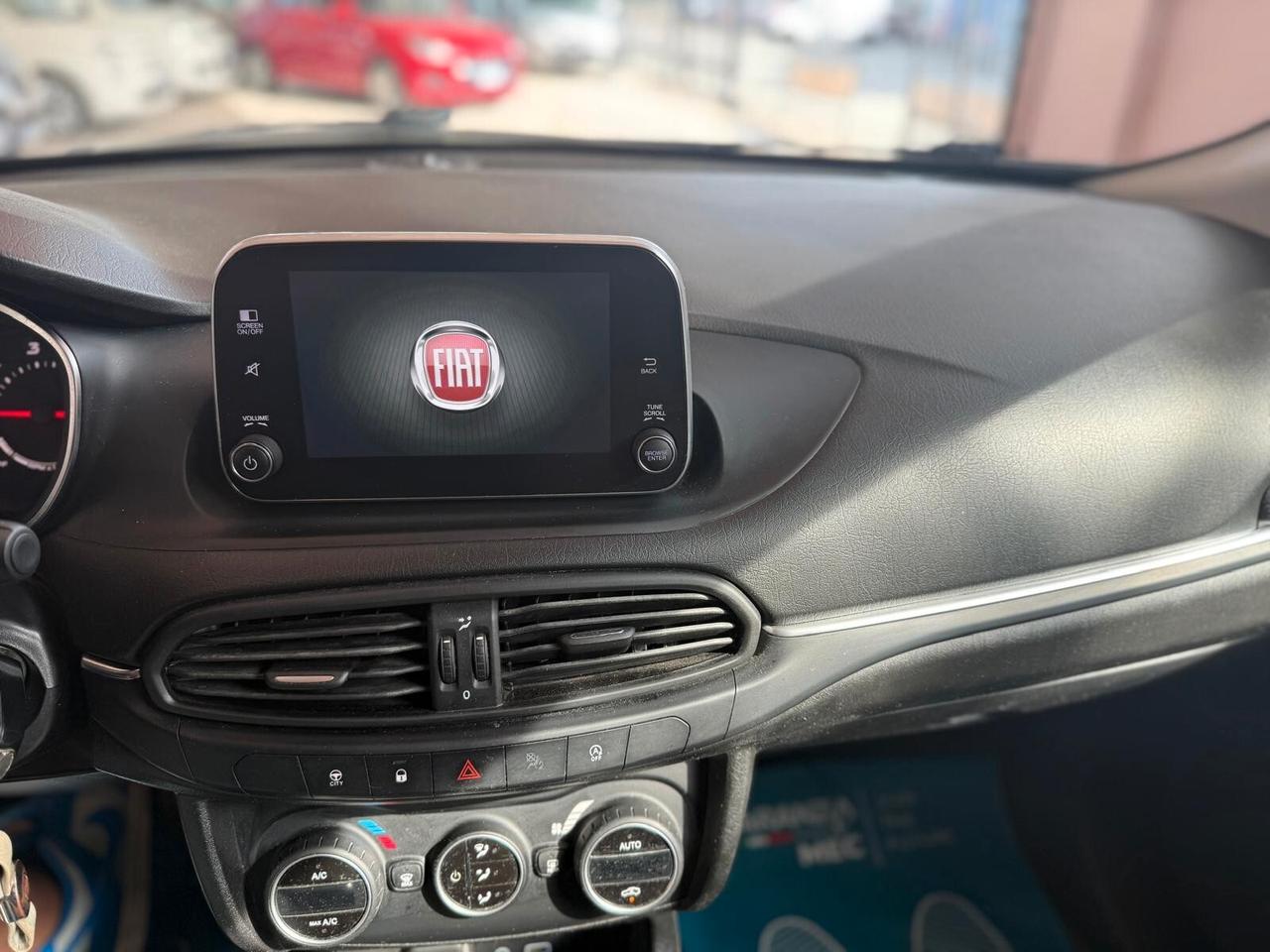 Fiat Tipo 1.6 Mjt S&S 5 porte Lounge