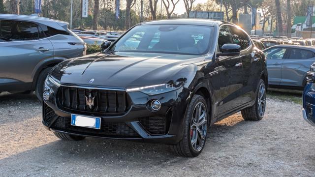 MASERATI Levante V6 AWD 3.0d 349cv ASSIST FRENATA TETTO PANORAMICO