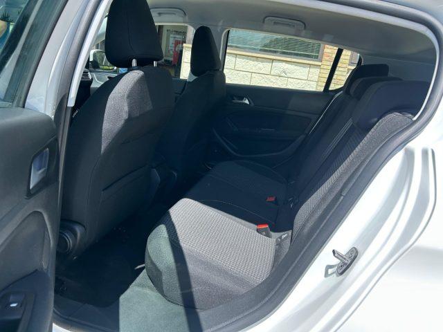 PEUGEOT 308 BlueHDi 130 S&S EAT8 Active Business