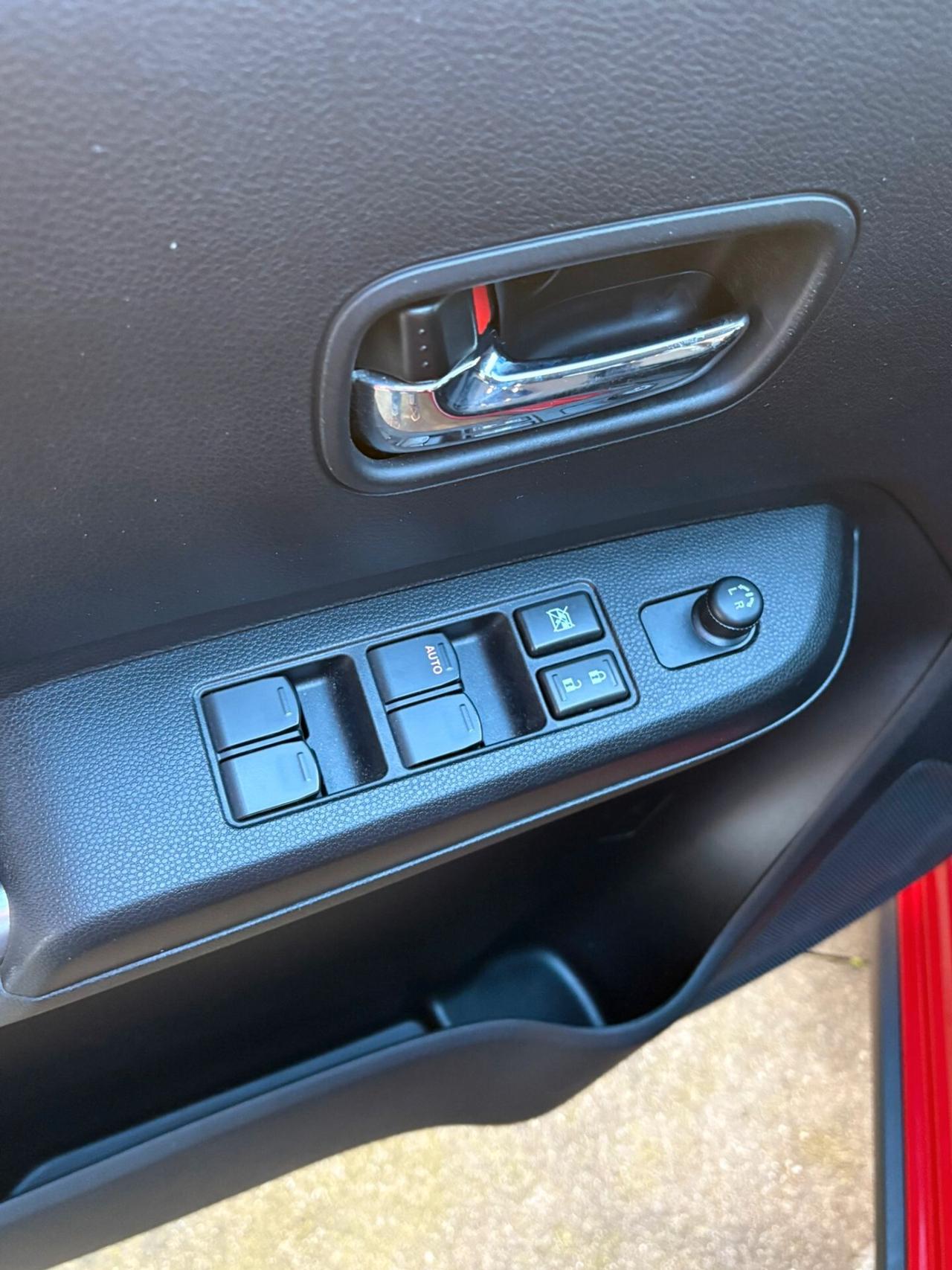 Suzuki Ignis 1.2 Hybrid CVT Top