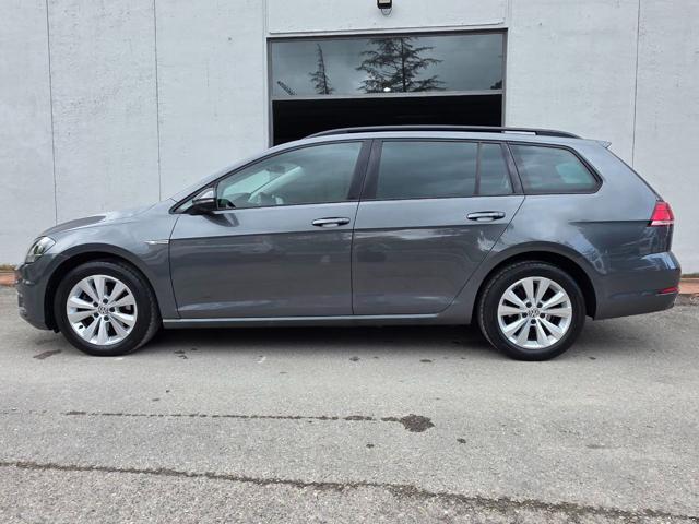 VOLKSWAGEN Golf Variant 1.5 TGI DSG 5p. Trendline BlueMotion Tech.