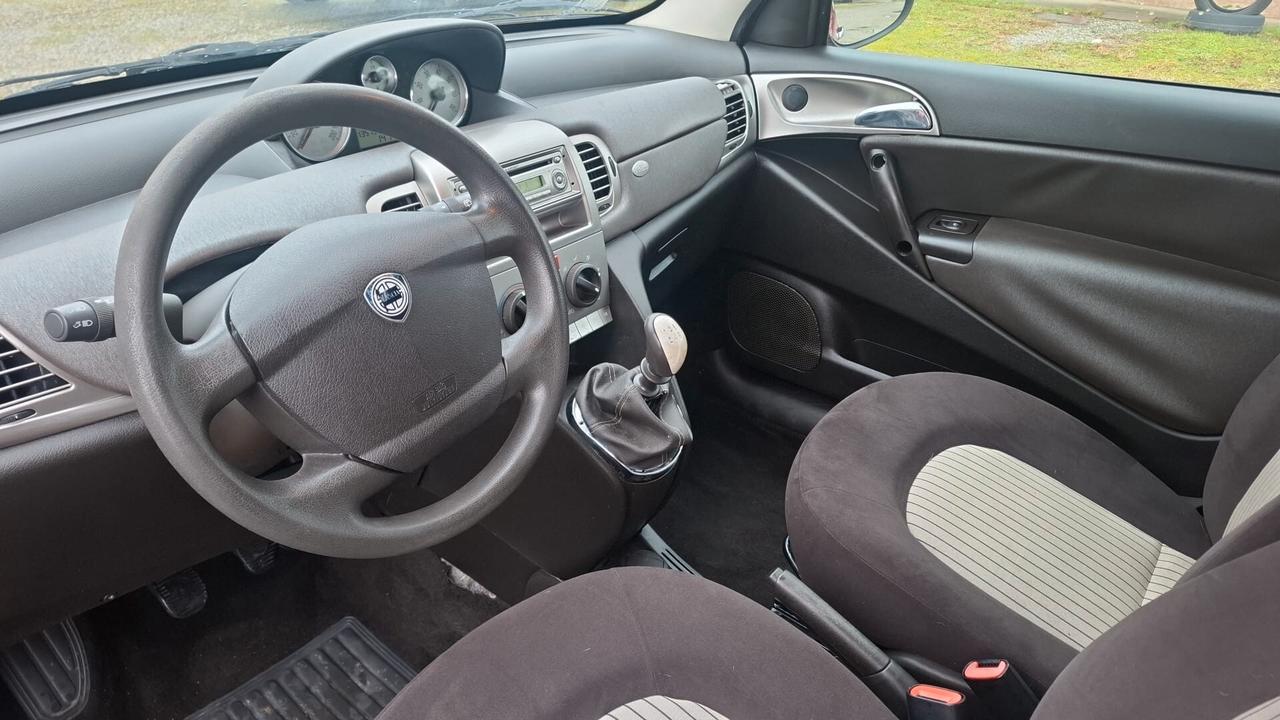 Lancia Ypsilon 1.2