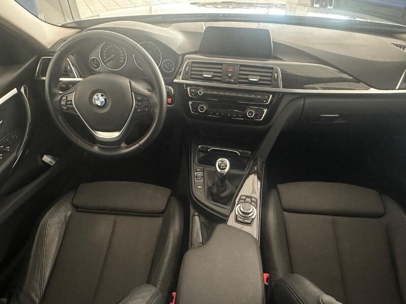 BMW Serie 3 (F30/31) 318d xDrive Sport