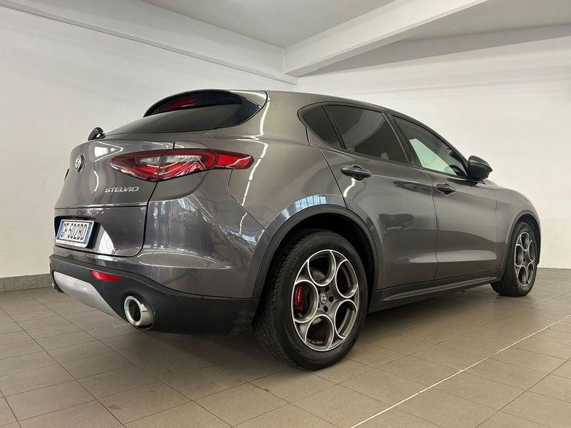 Alfa Romeo Stelvio 2.2 Turbodiesel 160 CV AT8 RWD AUTOCARRO Rosso Edizione