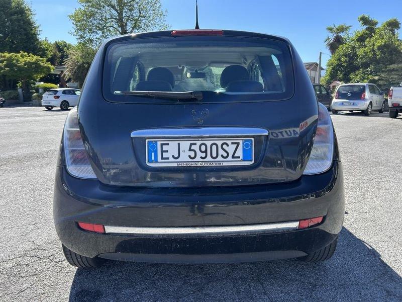 Lancia Ypsilon 1.3 MJT 75 CV