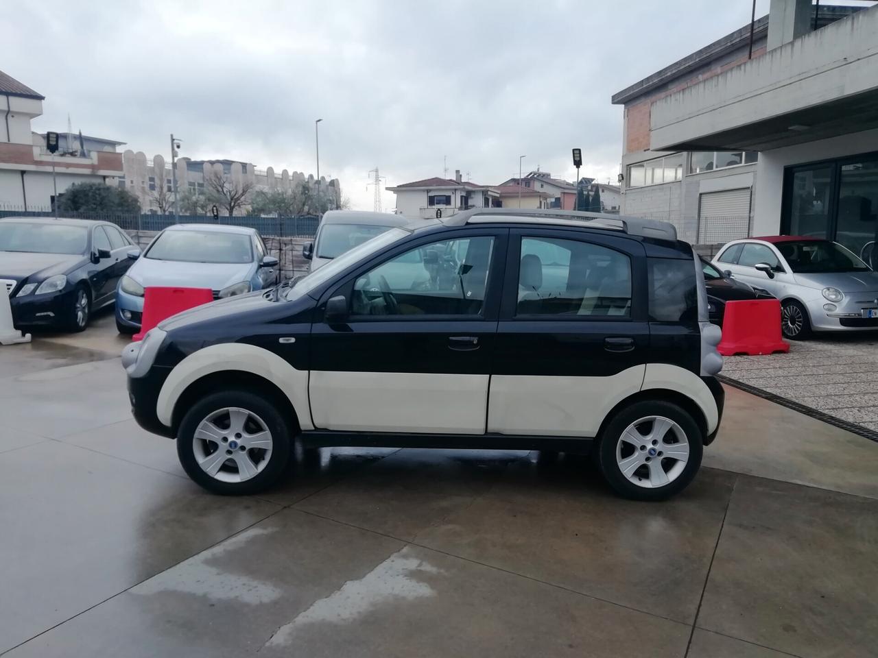 Fiat Panda 1.3 MJT 16V 4x4 Cross