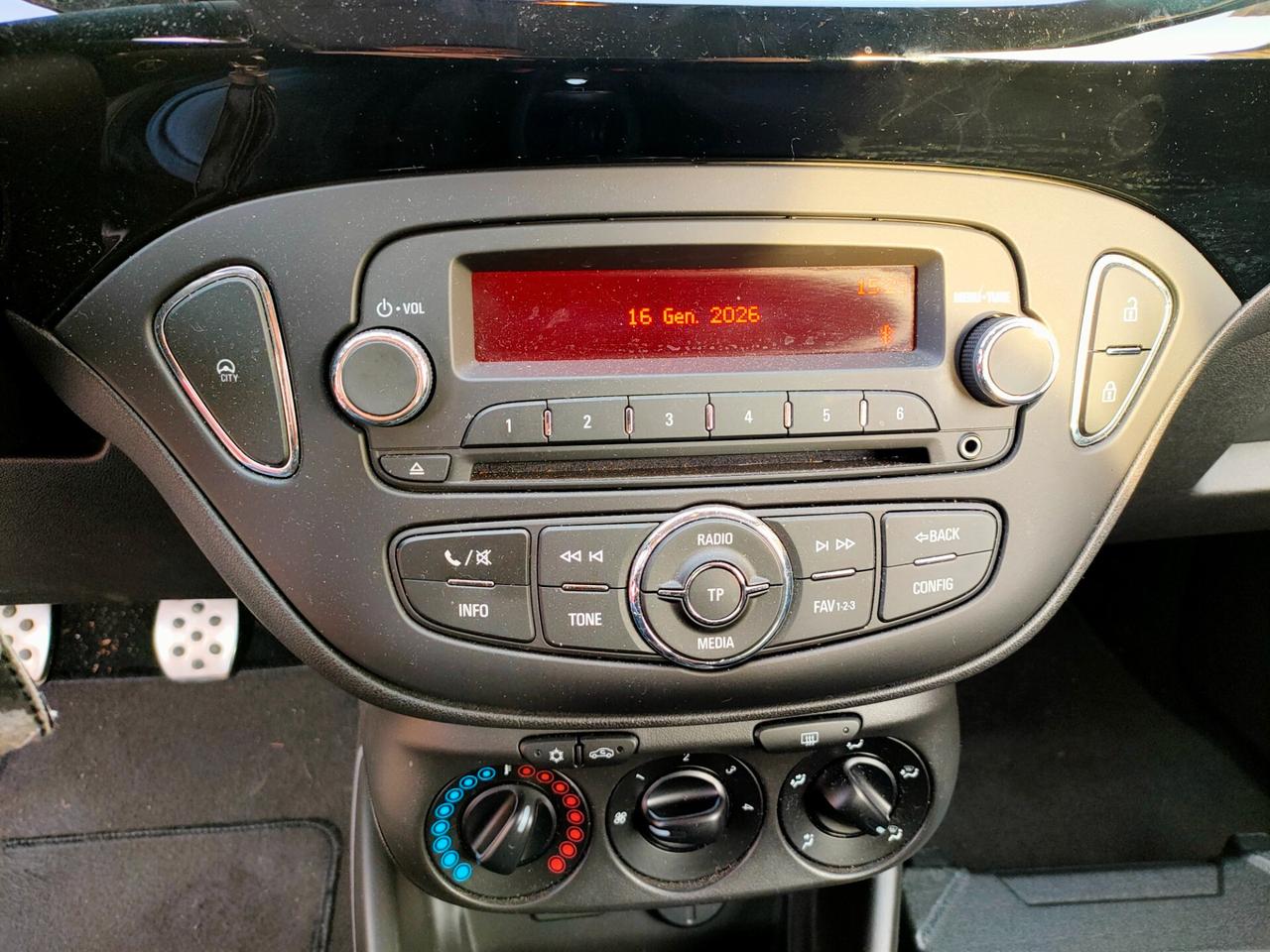 Opel Corsa 1.2 Coupé Black Edition Neopatentati