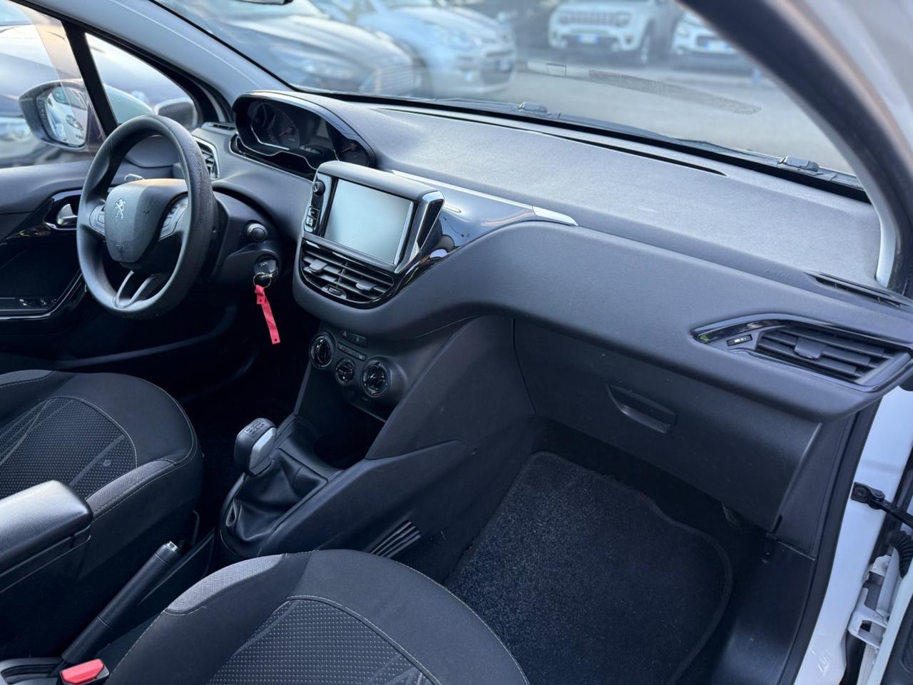 Peugeot 208 1.2 Benzina 82 cv 5 porte Km Certificati