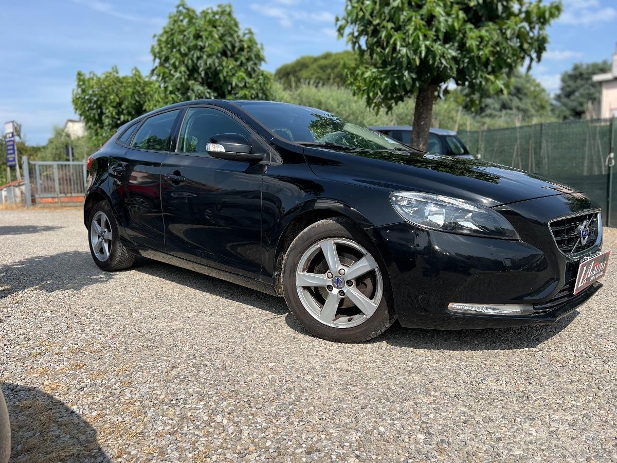 VOLVO - V40 1.6 d2 Business Edition