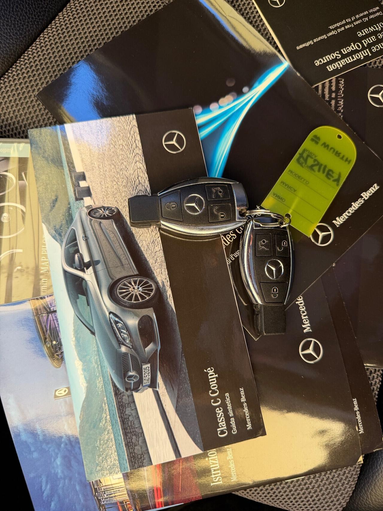 Mercedes-benz C 220 d Auto 4Matic Coupé Premium Plus